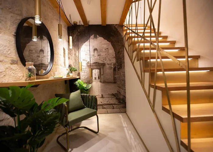 Luxury Apartments Lilly 1